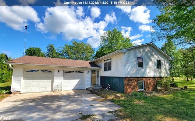 2942 Country Acres Dr, Danville, IA 52623