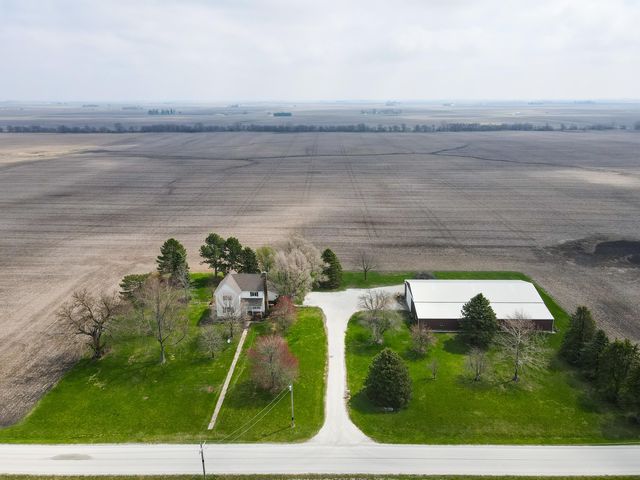 8333 N  700 W, Earl Park, IN 47942