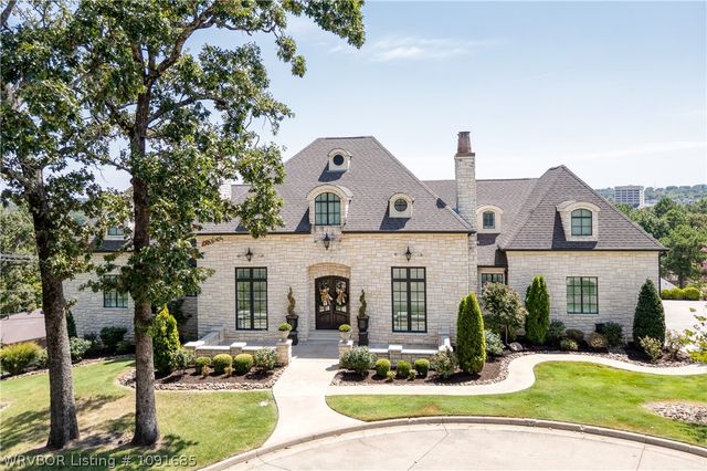 4900 Juniper Cir, Fort Smith, AR 72903