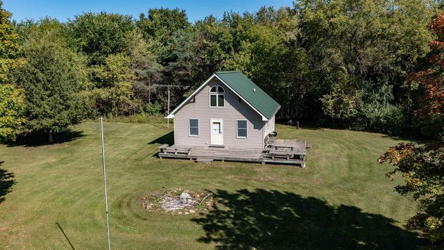 E2921 Poverty Hill Rd, Ogdensburg, WI 54962
