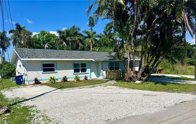 70-72 Cabana Ave, North Fort Myers, FL 33903