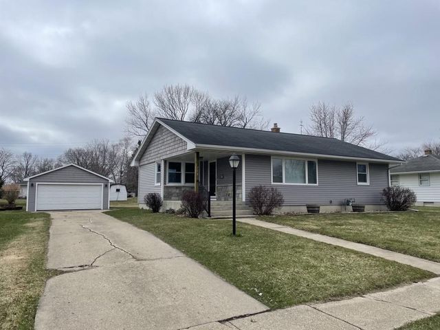 718 Florence St, Fort Atkinson, WI 53538