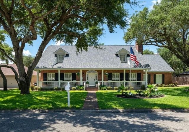 113 Cherry Hls, Rockport, TX 78382
