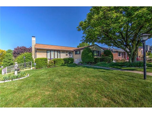 5214 McAnnulty Rd, Pittsburgh, PA 15236