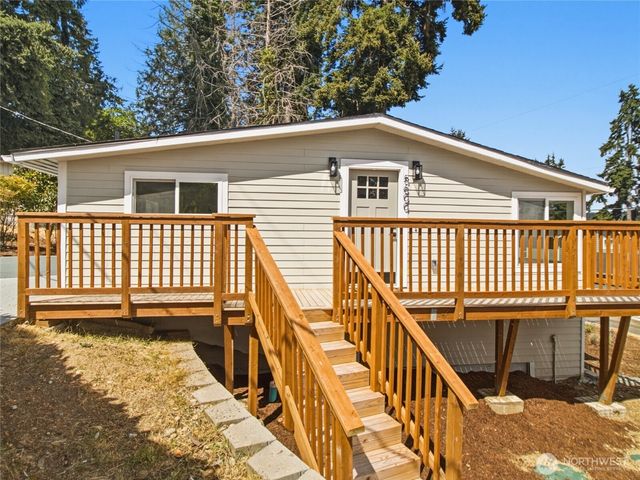 5600 Ocean View Boulevard NE, Bremerton, WA 98311