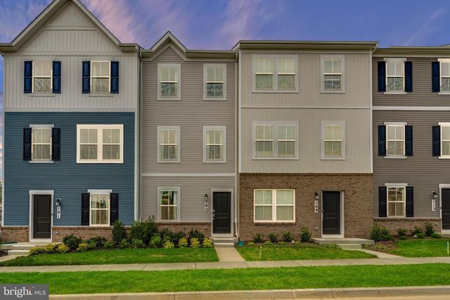 291 Short Br #236, Ranson, WV 25438