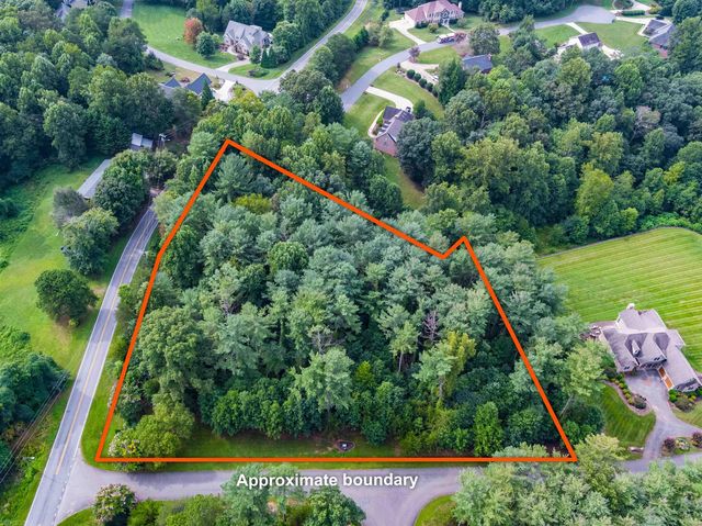 Stonebrook Dr, Mount Airy, NC 27030