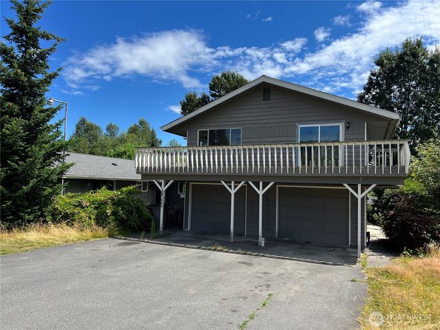 16011 Manor Way, Lynnwood, WA 98087