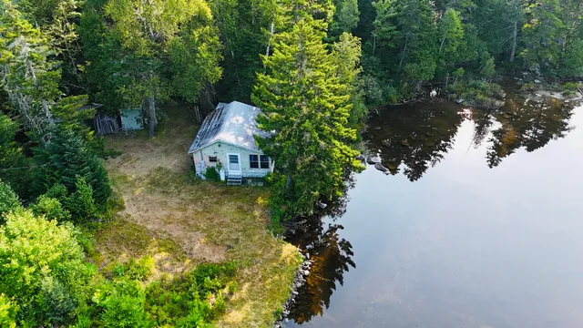 40 S South Brook Road, Greenville, ME 04441