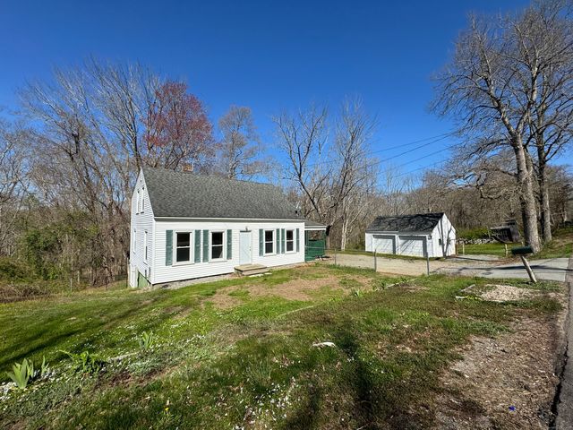 1025 Shewville Rd, Ledyard, CT 06339