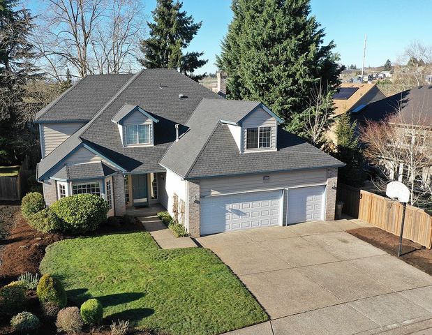 4410 NW Kahneeta Dr, Portland, OR 97229
