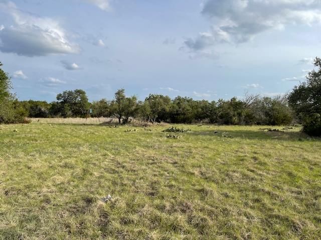 5694 Junction Hwy, Mountain Home, TX 78058