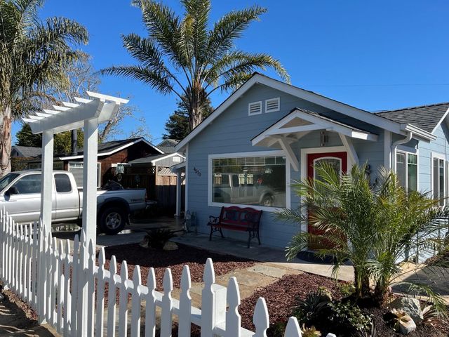 4570 Crystal St, Capitola, CA 95010