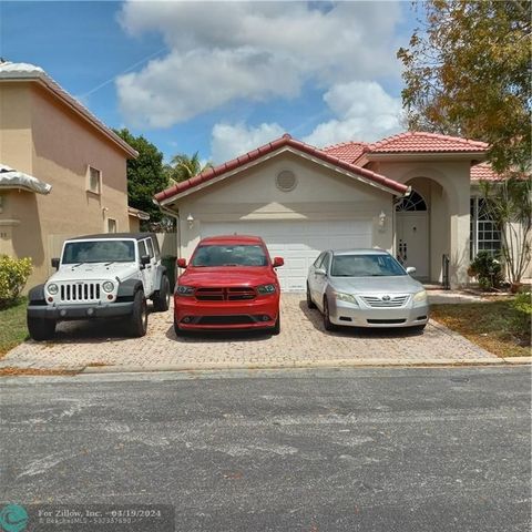 9847 NW 22nd St, Hollywood, FL 33024