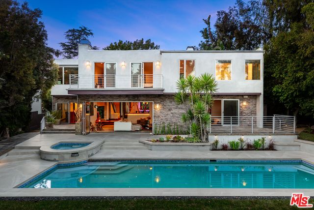 3084 Franklin Canyon Dr, Beverly Hills, CA 90210