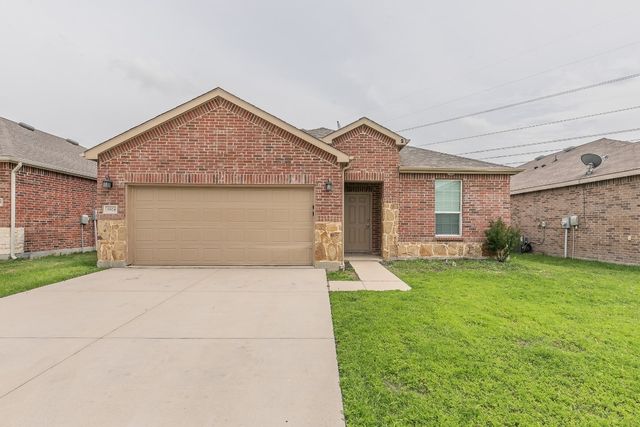 9904 Calcite Dr, Fort Worth, TX 76131