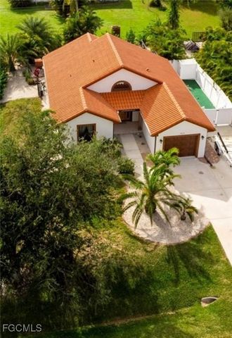 Address Not Disclosed, Bokeelia, FL 33922