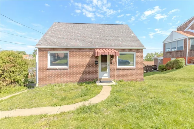 1832 Texas Ave, West Mifflin, PA 15122
