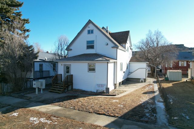 117 S  Sargent Ave, Glendive, MT 59330