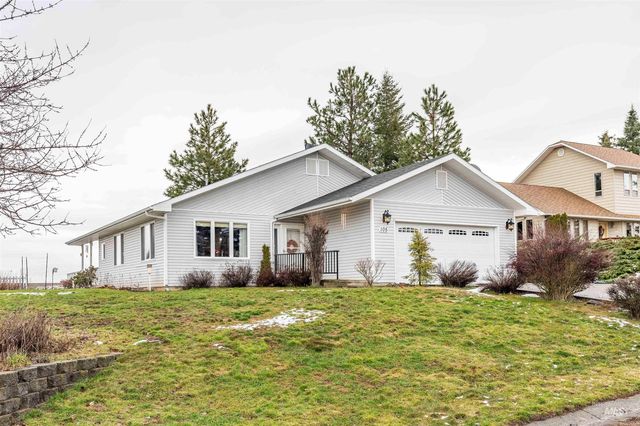 105 Valley View Dr, Troy, ID 83871
