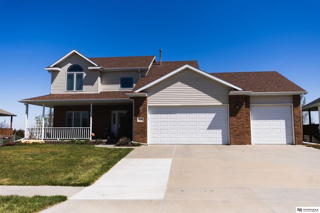 3460 Prairieview Dr, Lincoln, NE 68504