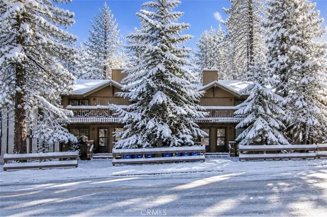 657 Summit Blvd, Big Bear Lake, CA 92315