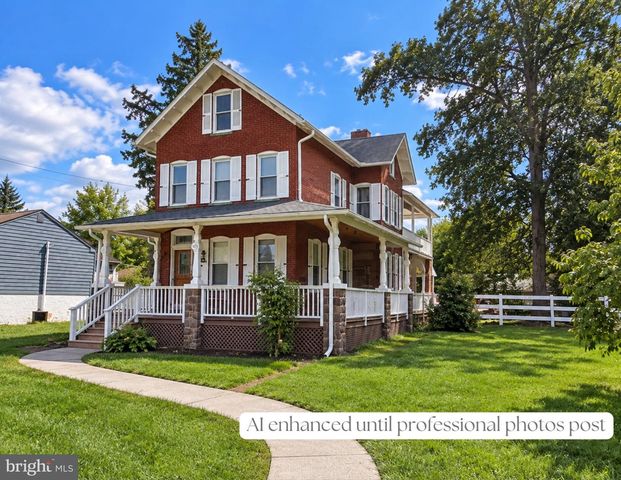 862 Walnut St, Royersford, PA 19468