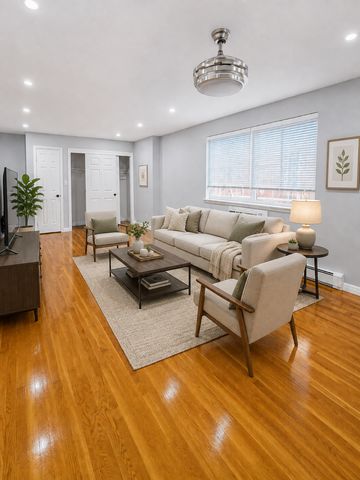 7746 79th St #2C, Ridgewood, NY 11385
