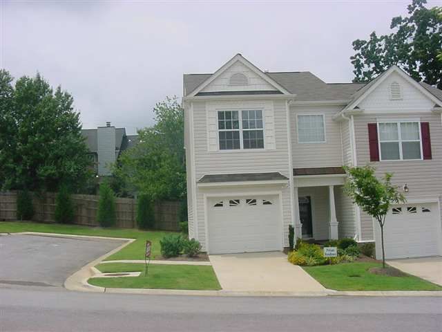 8 Rock Side Ct, Greenville, SC 29615