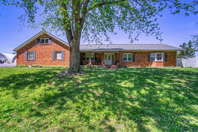 8052 State Route 141 S, Morganfield, KY 42437