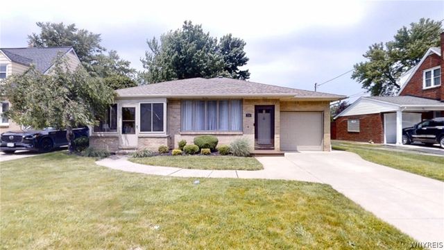 34 Wiesner Rd, Buffalo, NY 14218