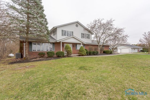 19245 Brillhart Rd, Bowling Green, OH 43402