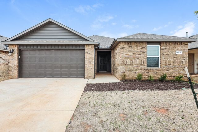 10516 SW 39th St, Mustang, OK 73064