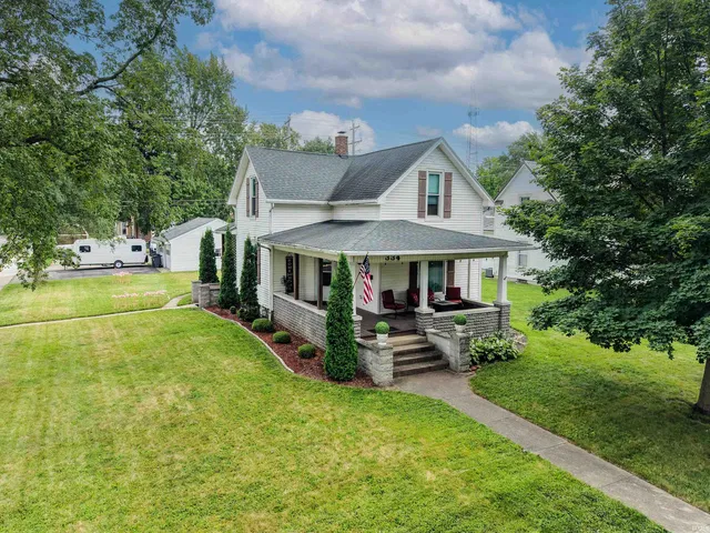 334 N  5th St, Decatur, IN 46733