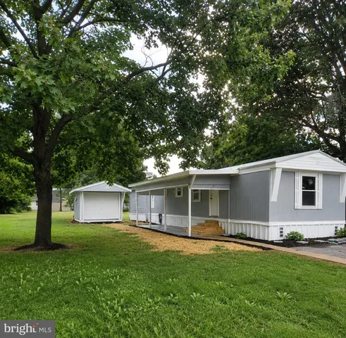 1 Park St, Mount Holly Springs, PA 17065