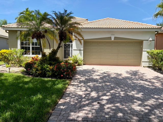 10519 Copper Lake Dr, Boynton Beach, FL 33437