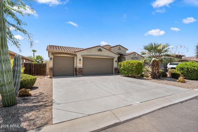 35634 N VIDLAK Drive, San Tan Valley, AZ 85143