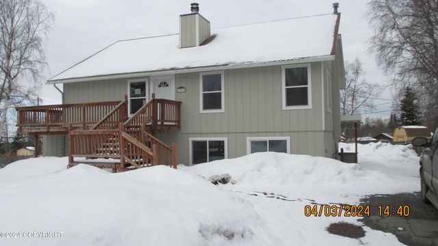 1911 Jarvis Ave, Anchorage, AK 99515