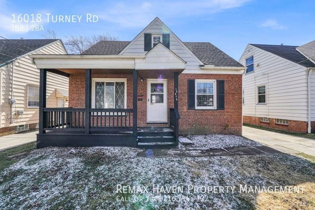 16018 Turney Rd, Maple Heights, OH 44137