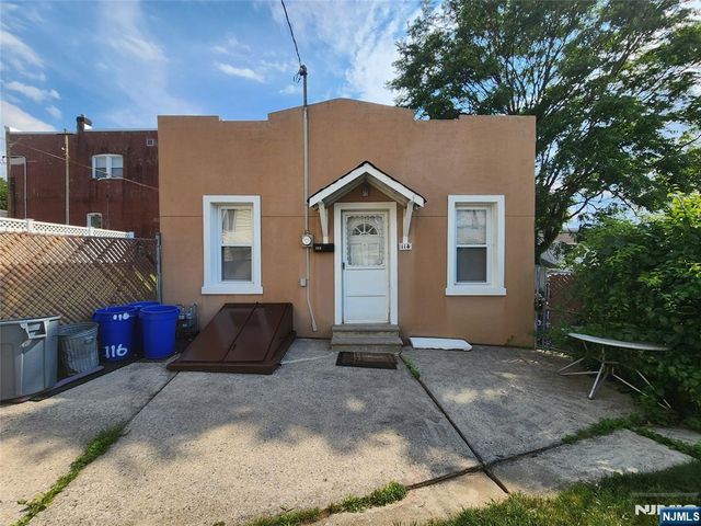 114 Elizabeth St, Garfield, NJ 07026
