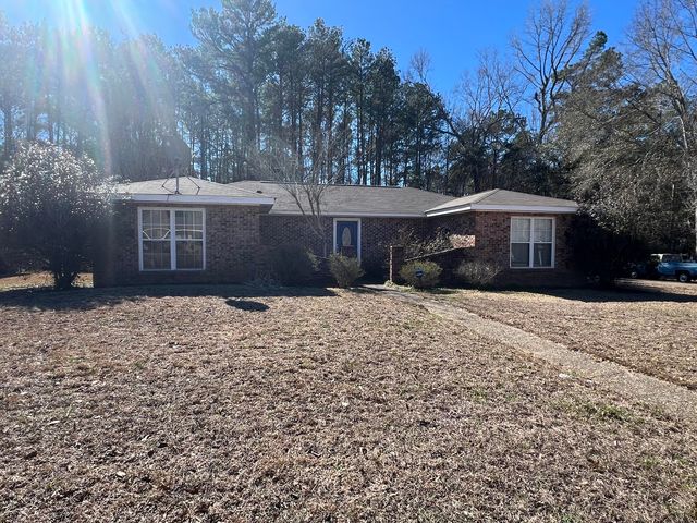 1014 Glenmore Dr, Columbia, MS 39429