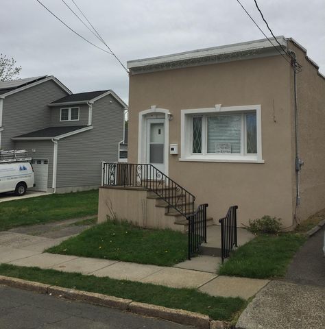 317 Summit Ave, Perth Amboy, NJ 08861