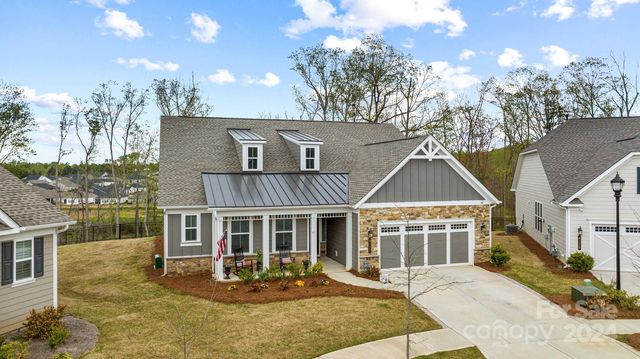 4127 Woodland View Dr, Charlotte, NC 28215