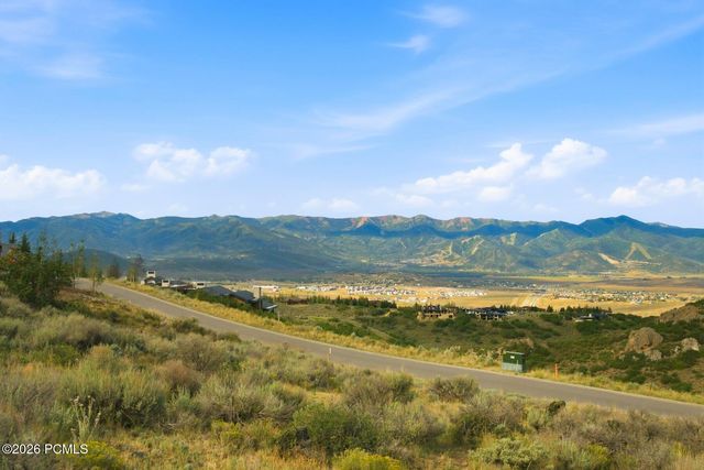 4314 Pinnacle Sky Loop #36, Park City, UT 84098