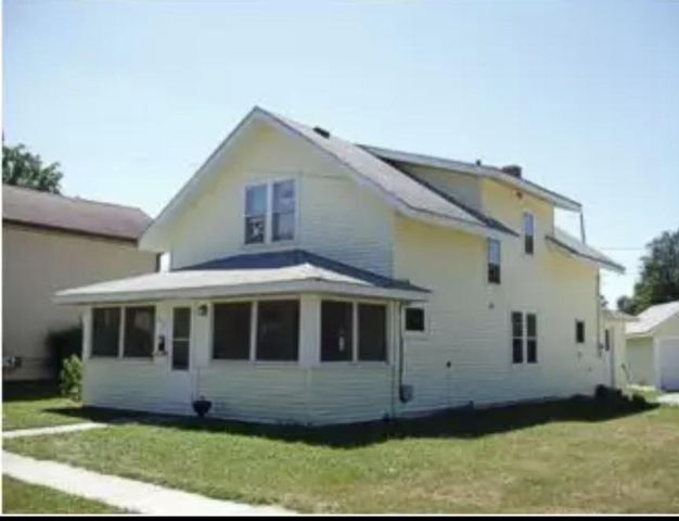 414 S  Franklin St, Whitewater, WI 53190