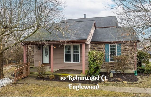 10 Robinwood Ct, Englewood, OH 45322
