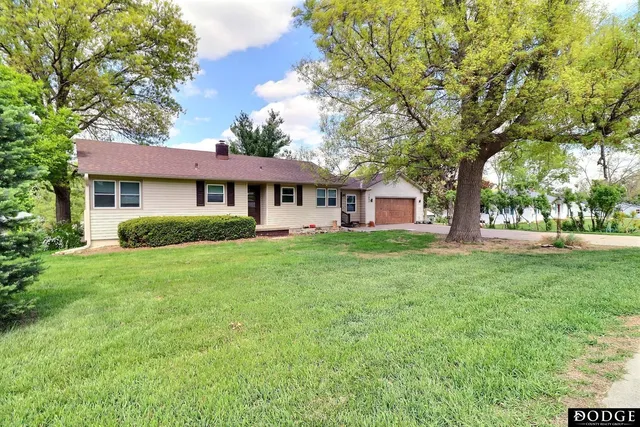 1452 Wilbur St, Blair, NE 68008