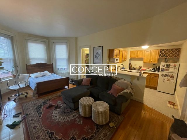 379 Commonwealth Ave  #7CP, Boston, MA 02115