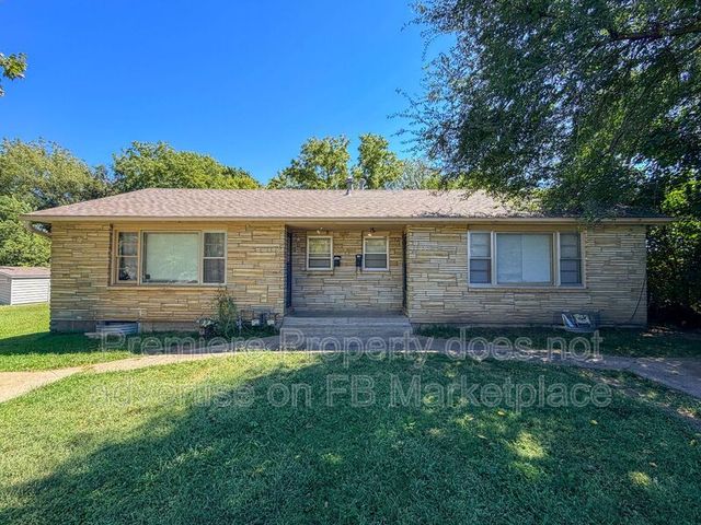 1139 1/2 S  Haden St, Independence, MO 64050
