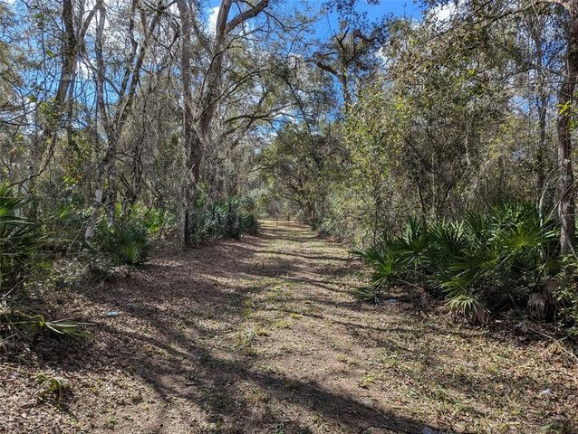 9001 Treiman Blvd #C32, Webster, FL 33597